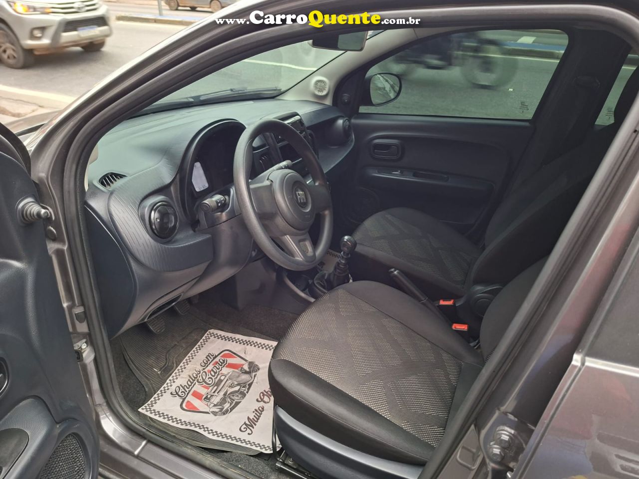 FIAT   MOBI LIKE 1.0 FIRE FLEX 5P.   CINZA 2024 1.0 FLEX - Loja