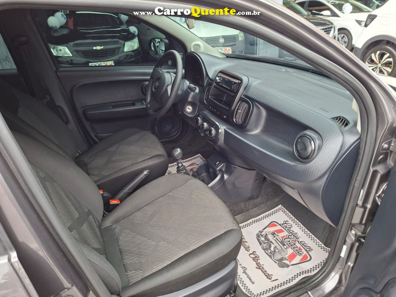 FIAT   MOBI LIKE 1.0 FIRE FLEX 5P.   CINZA 2024 1.0 FLEX - Loja
