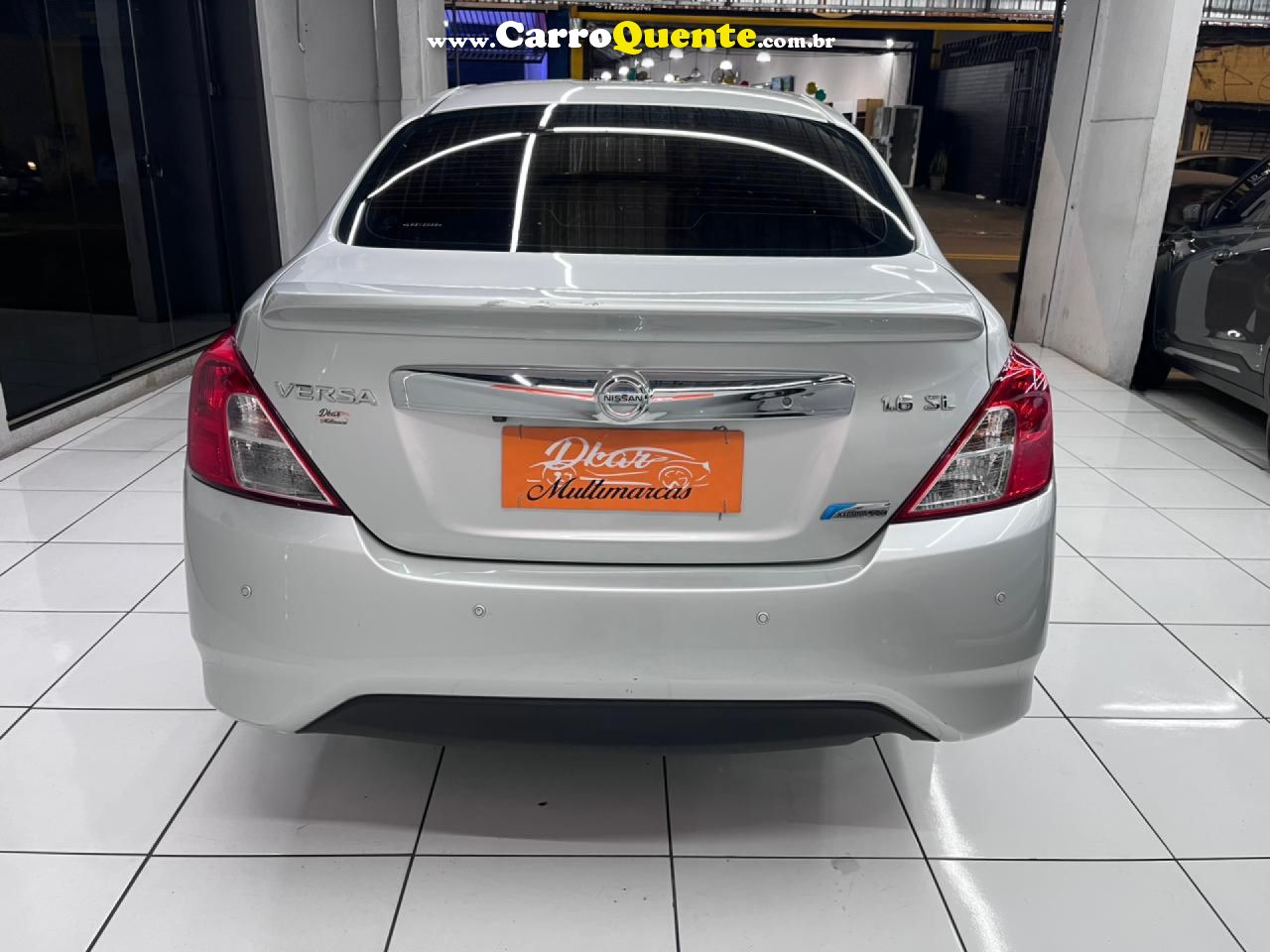 NISSAN   VERSA 16SL CVT   PRATA 2020 1.6 FLEX - Loja