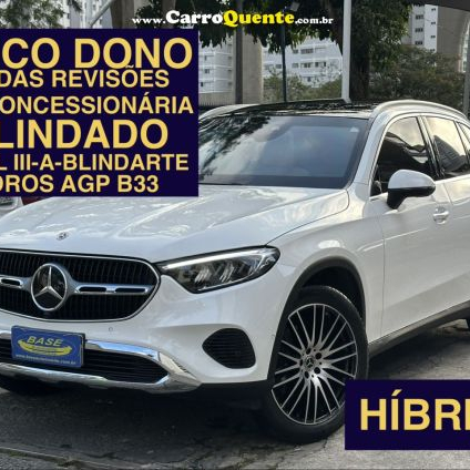 MERCEDES-BENZ   GLC 300 2.0 MHEV 4MATIC 9G-TRONIC   BRANCO 2024 2.0 GASOLINA E ELÉTRICO
