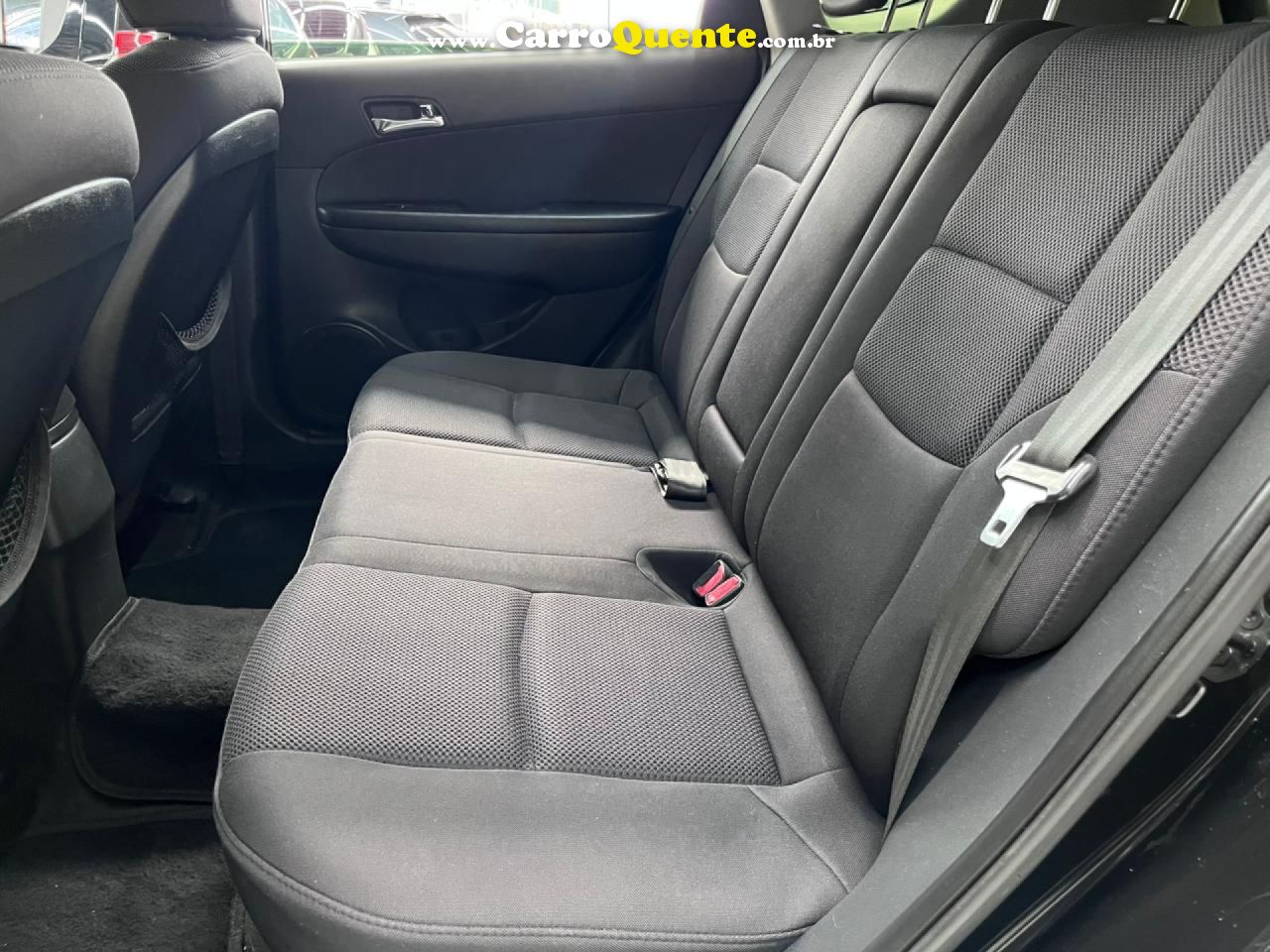 HYUNDAI   HYUNDAI I30 WAGON   PRETO 2011 2.0 GASOLINA - Loja