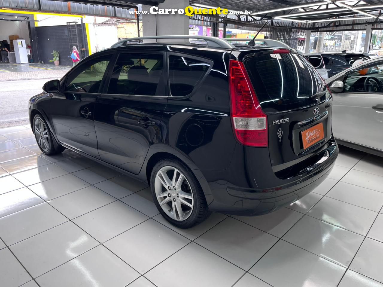 HYUNDAI   HYUNDAI I30 WAGON   PRETO 2011 2.0 GASOLINA - Loja