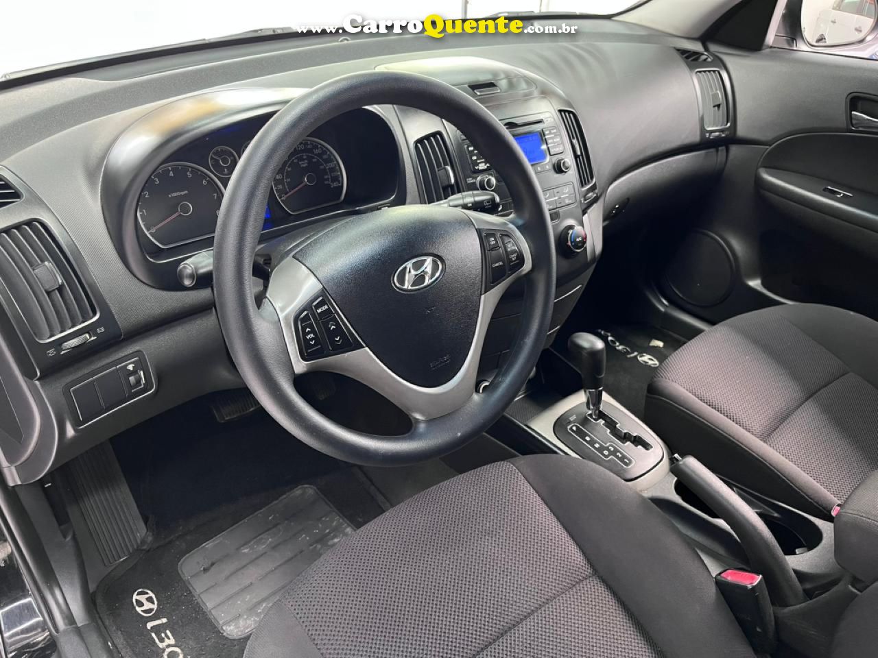 HYUNDAI   HYUNDAI I30 WAGON   PRETO 2011 2.0 GASOLINA - Loja