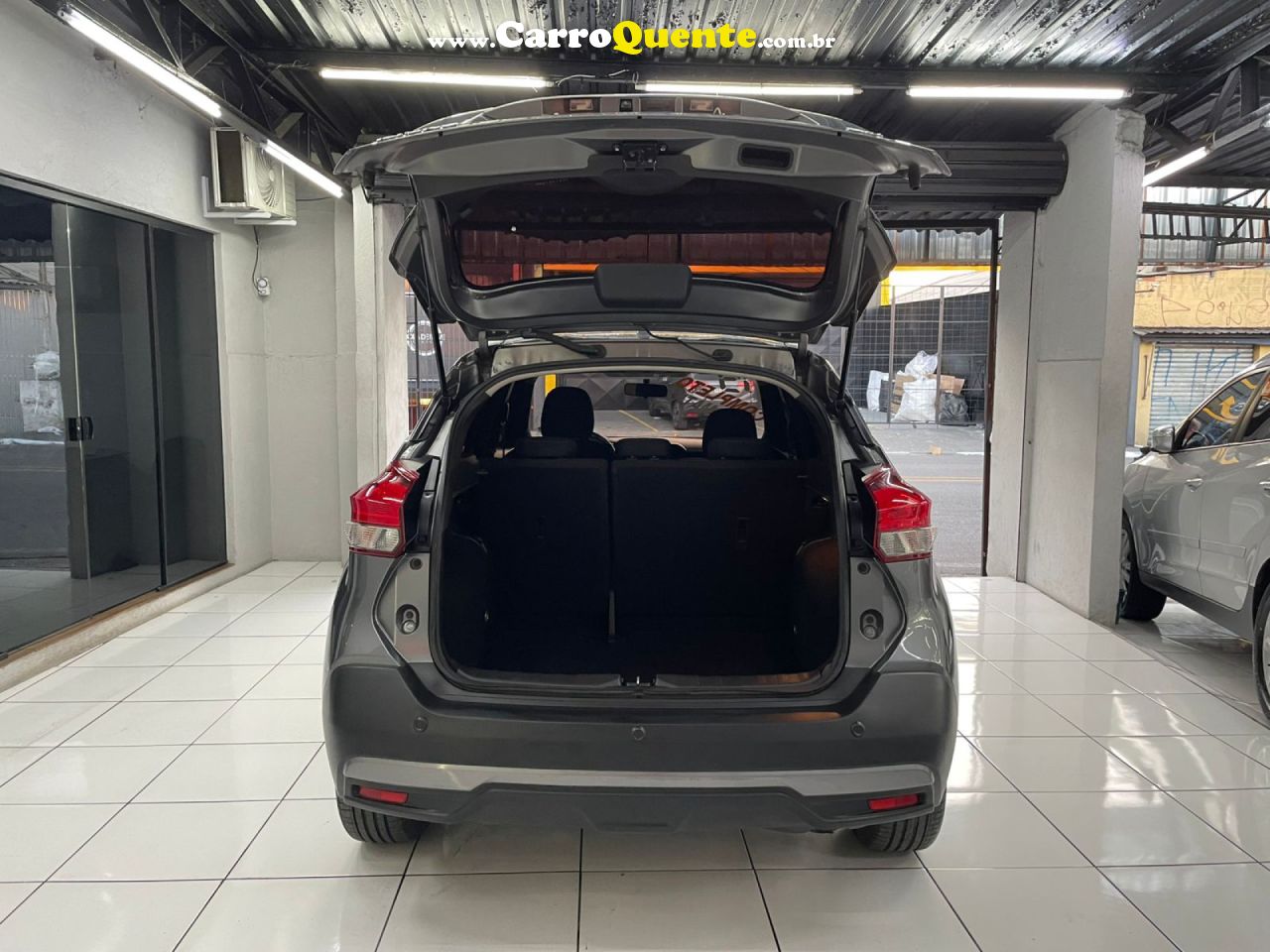 NISSAN   KICKS S MT   PRETO 2019 1.6 FLEX - Loja