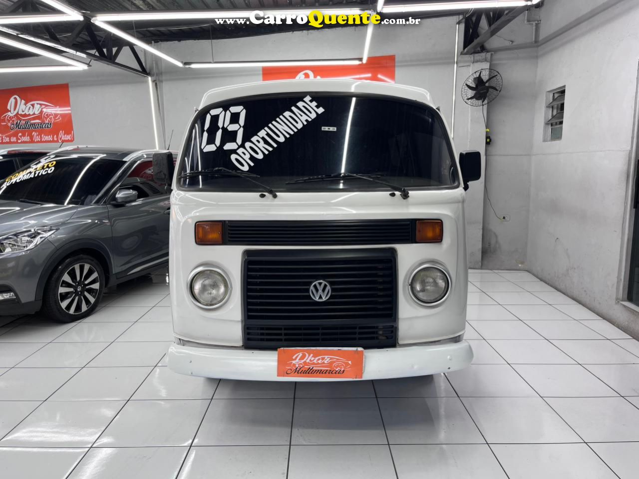 VOLKSWAGEN   KOMBI   BRANCO 2009 1.4 FLEX - Loja