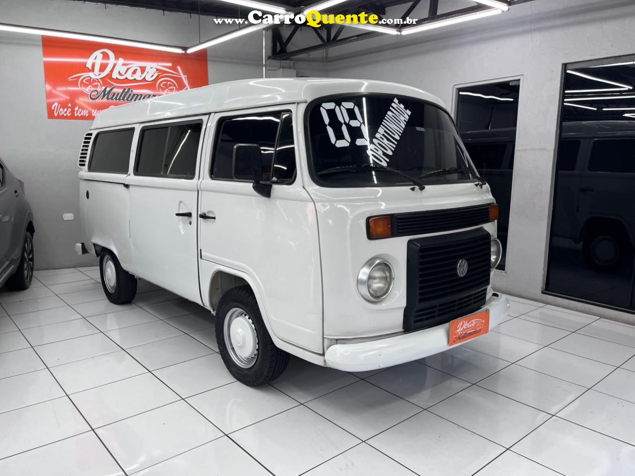 VOLKSWAGEN   KOMBI   BRANCO 2009 1.4 FLEX - Loja