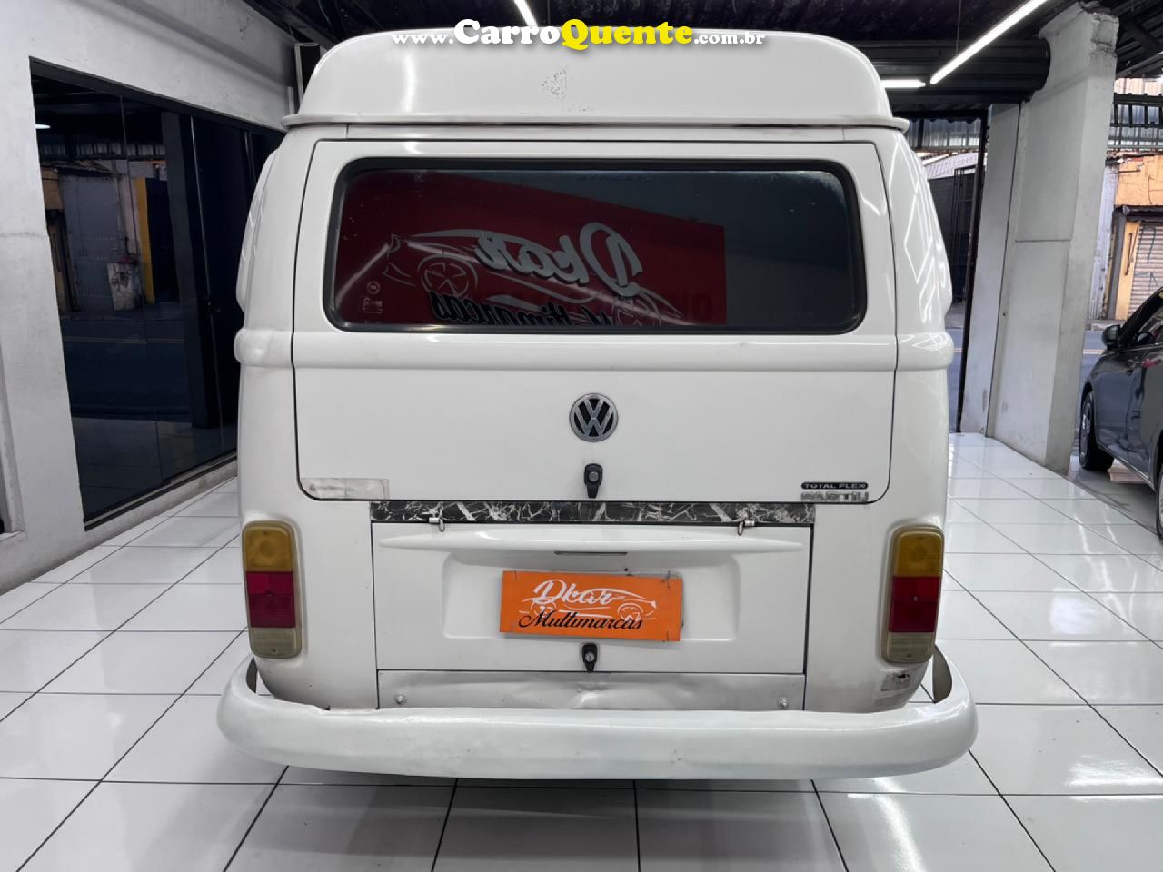 VOLKSWAGEN   KOMBI   BRANCO 2009 1.4 FLEX - Loja