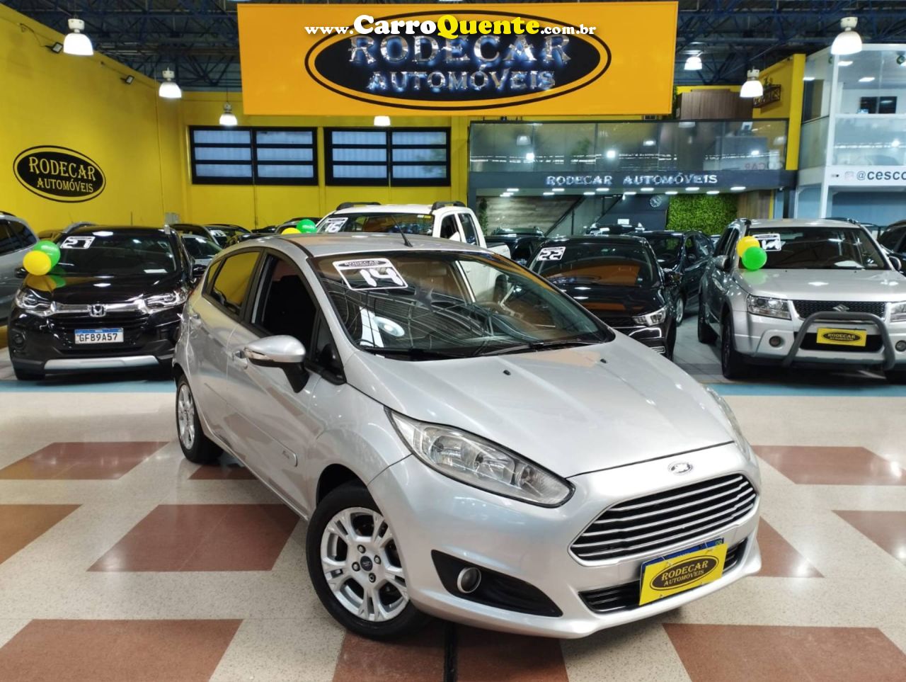 FORD FIESTA 1.5 SE HATCH 16V 2014 - Loja