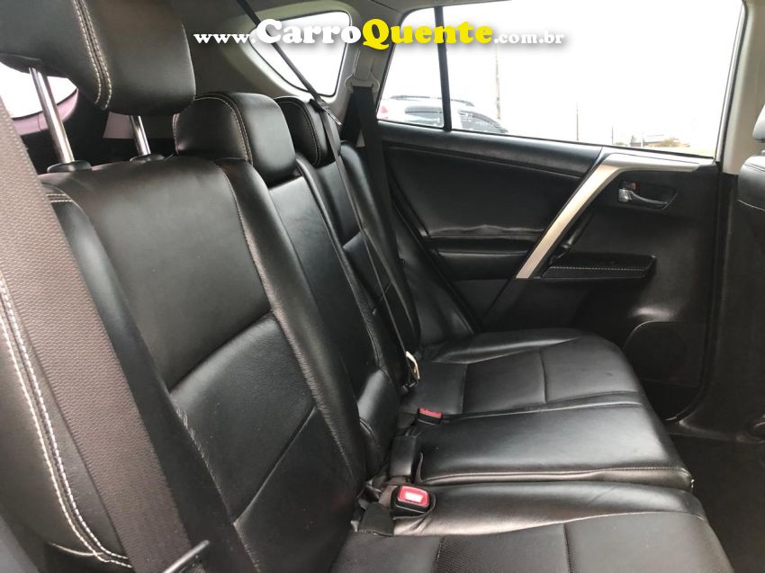 Toyota RAV4 2.0 4X2 16V GASOLINA 4P AUTOMÁTICO - Loja