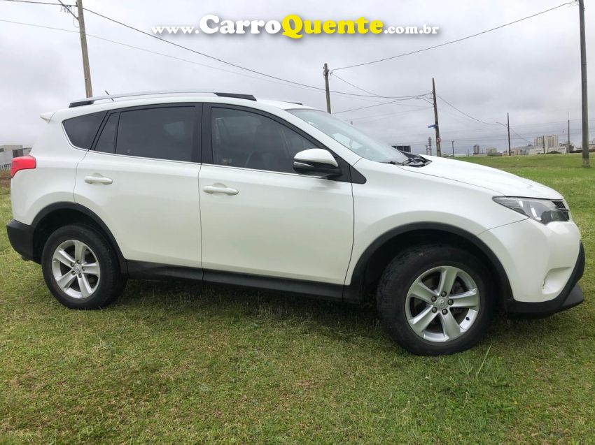 Toyota RAV4 2.0 4X2 16V GASOLINA 4P AUTOMÁTICO - Loja