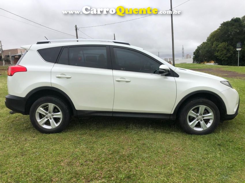 Toyota RAV4 2.0 4X2 16V GASOLINA 4P AUTOMÁTICO - Loja