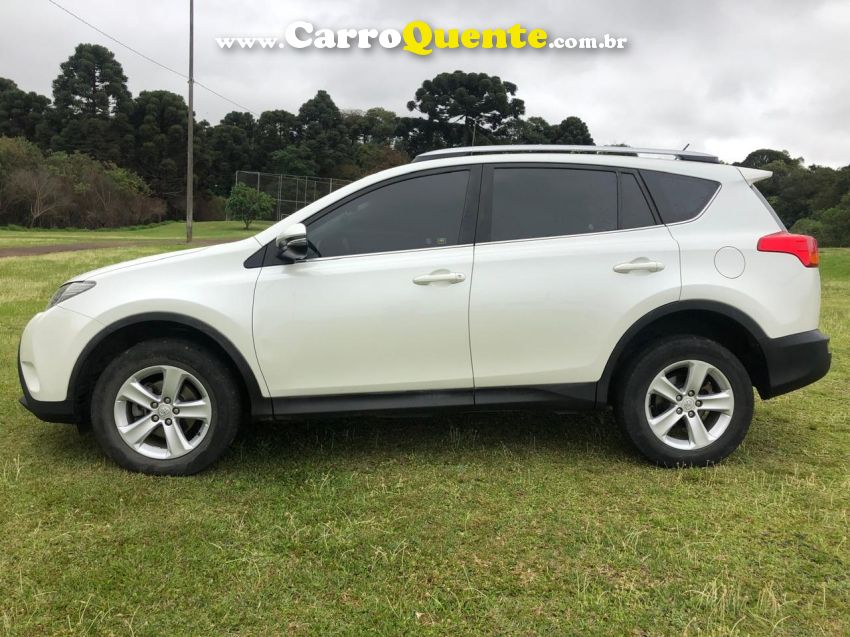 Toyota RAV4 2.0 4X2 16V GASOLINA 4P AUTOMÁTICO - Loja