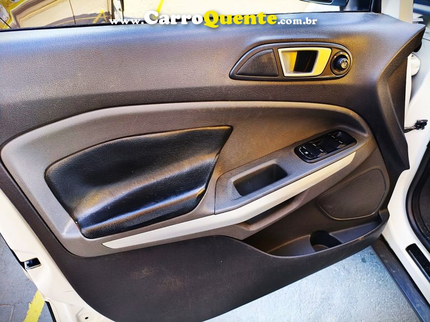 Ford ECOSPORT 1.6 FREESTYLE 16V FLEX 4P MANUAL - Loja