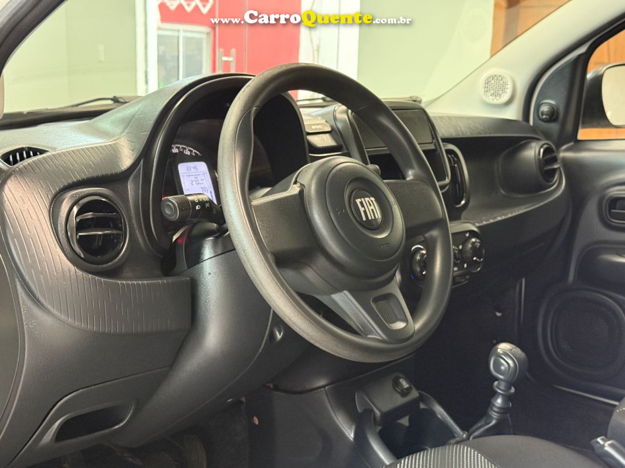 FIAT   MOBI LIKE 1.0 FIRE FLEX 5P.   BRANCO 2023 1.0 FLEX - Loja