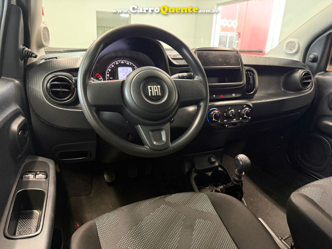 FIAT   MOBI LIKE 1.0 FIRE FLEX 5P.   BRANCO 2023 1.0 FLEX - Loja