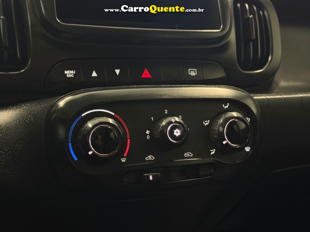 FIAT   MOBI LIKE 1.0 FIRE FLEX 5P.   BRANCO 2023 1.0 FLEX - Loja