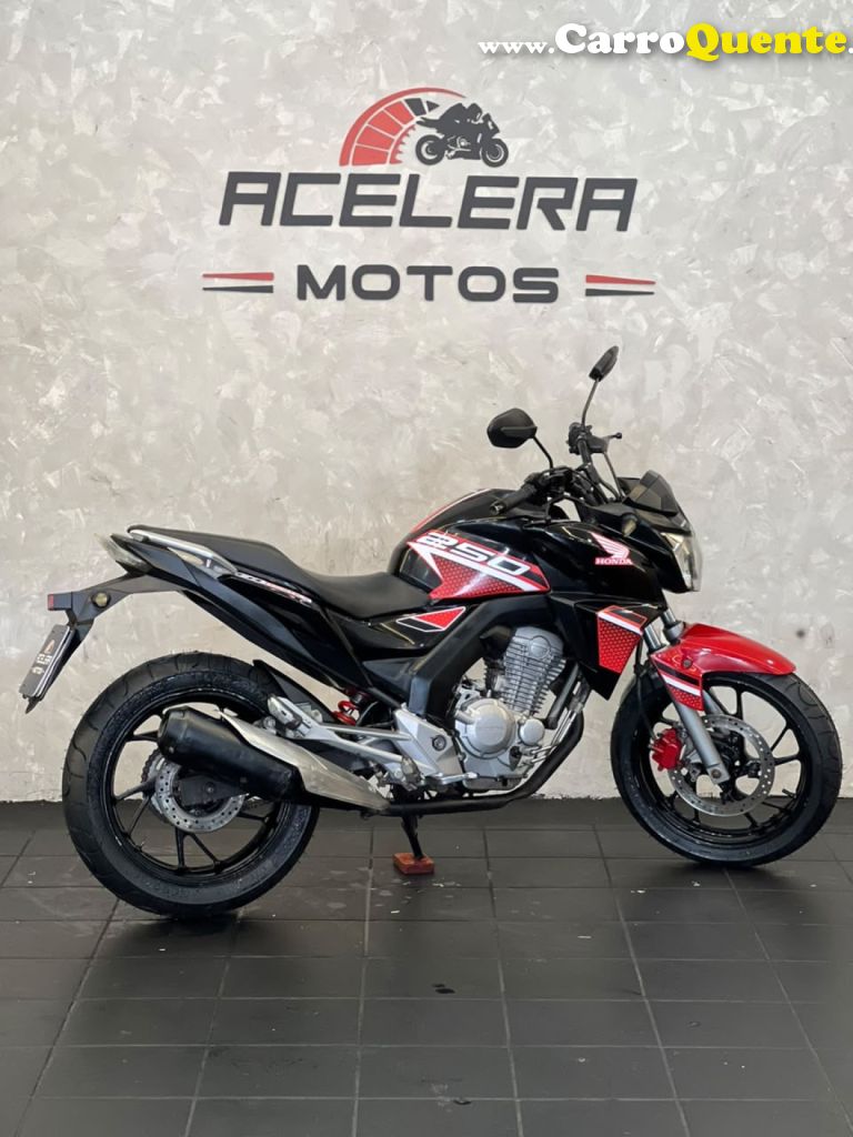 HONDA   CB TWISTERFLEXONE 250CC   PRETO 2016 250 GASOLINA - Loja