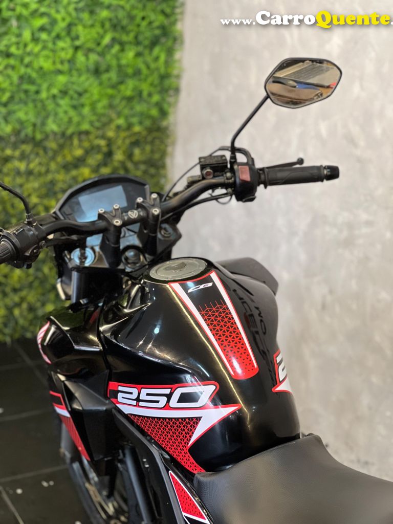 HONDA   CB TWISTERFLEXONE 250CC   PRETO 2016 250 GASOLINA - Loja