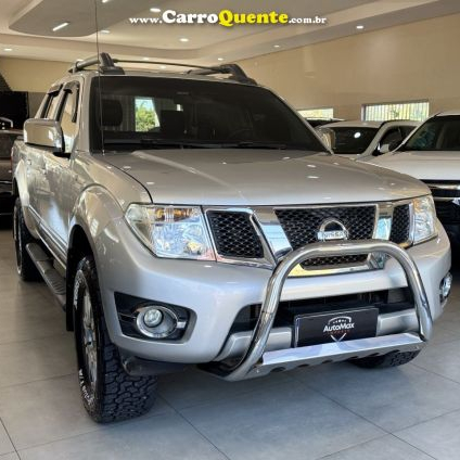 NISSAN   FRONTIER SL CD 4X4 2.5TB DIESEL AUT   PRATA 2014 2.5 DIESEL