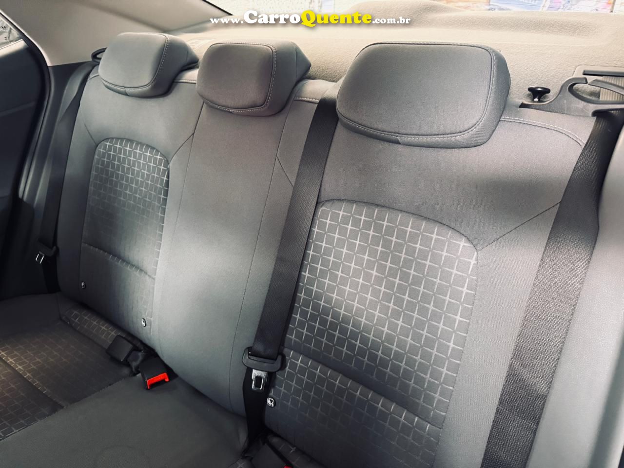 HYUNDAI   HB20S C.PLUSC.STYLE1.0 FLEX 12V MEC. 4P   PRATA 2025 1.0 FLEX - Loja