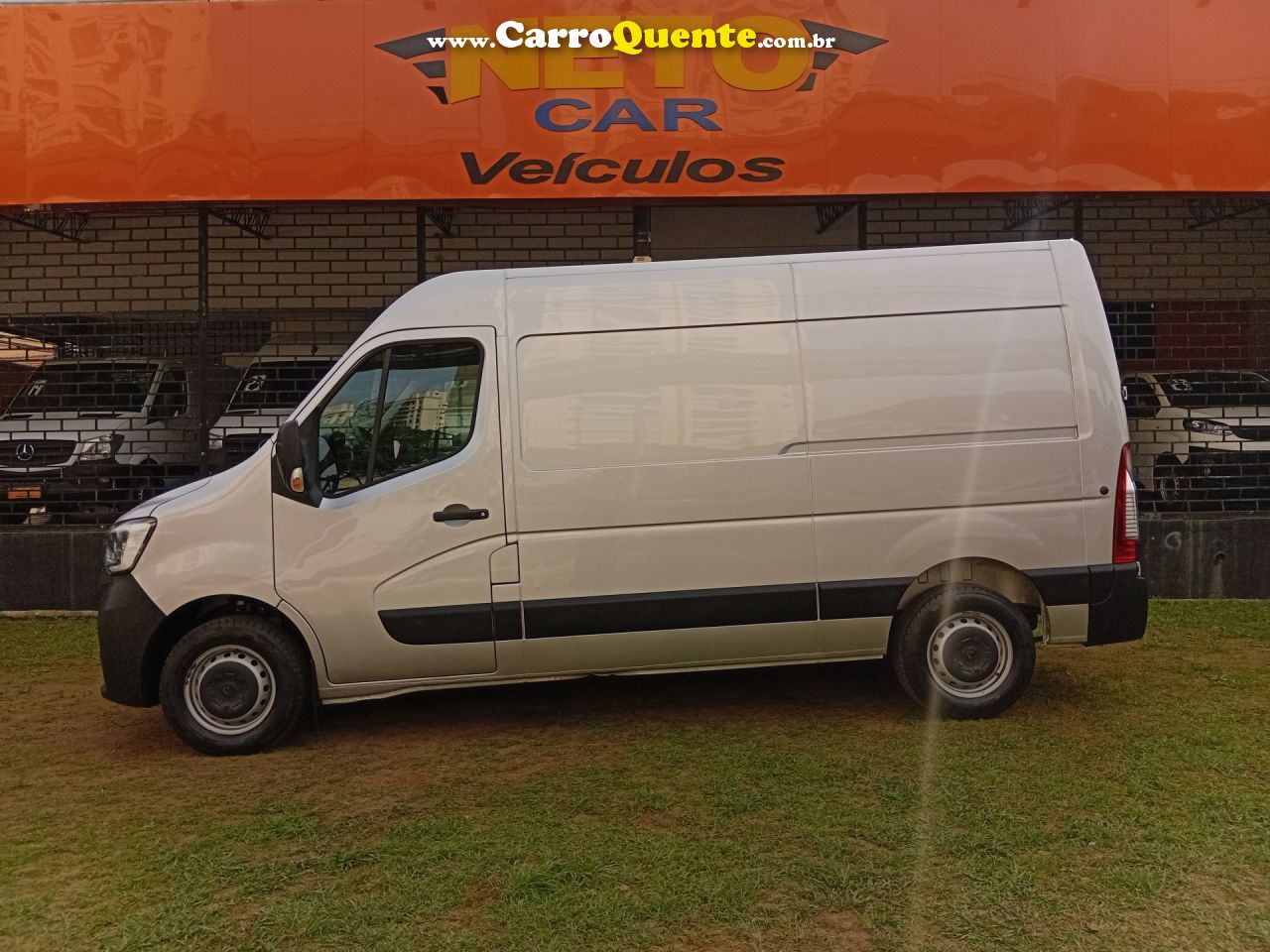 RENAULT   MASTER 2.3 DCI GRAND FURGÃO16V DIESEL   PRATA 2024 2.3 DIESEL - Loja