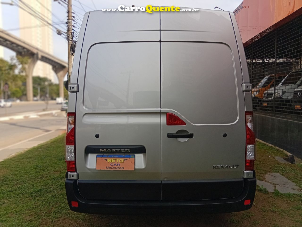 RENAULT   MASTER 2.3 DCI GRAND FURGÃO16V DIESEL   PRATA 2024 2.3 DIESEL - Loja