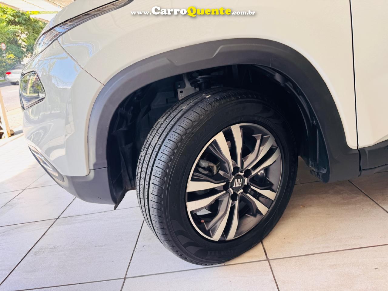 FIAT   TORO FREEDOM 1.3 T270 4X2 FLEX AUT.   BRANCO 2025 1.3 FLEX - Loja