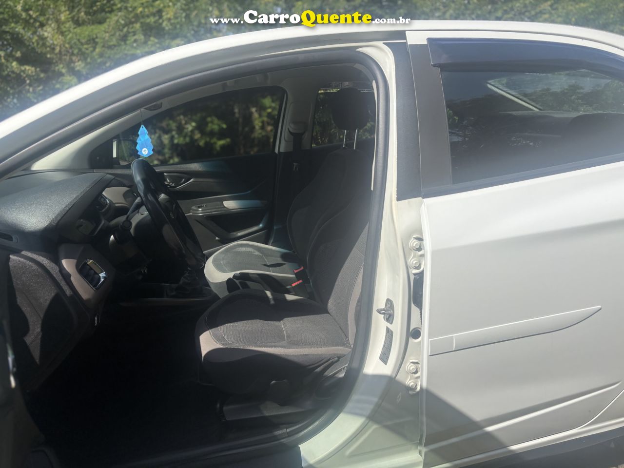 CHEVROLET   PRISMA SED. LT 1.4 8V FLEXPOWER 4P   BRANCO 2015 1.4 FLEX - Loja