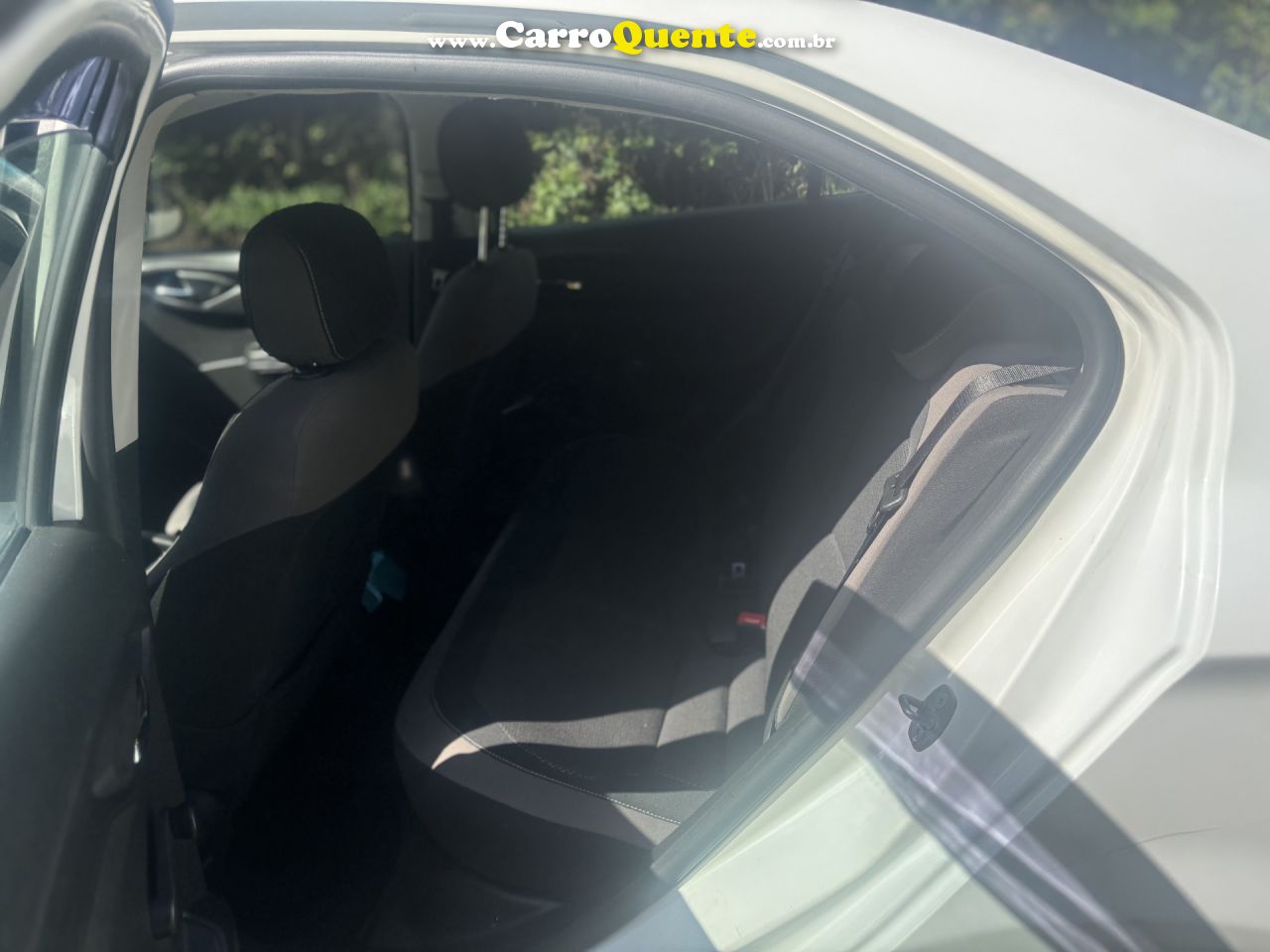 CHEVROLET   PRISMA SED. LT 1.4 8V FLEXPOWER 4P   BRANCO 2015 1.4 FLEX - Loja