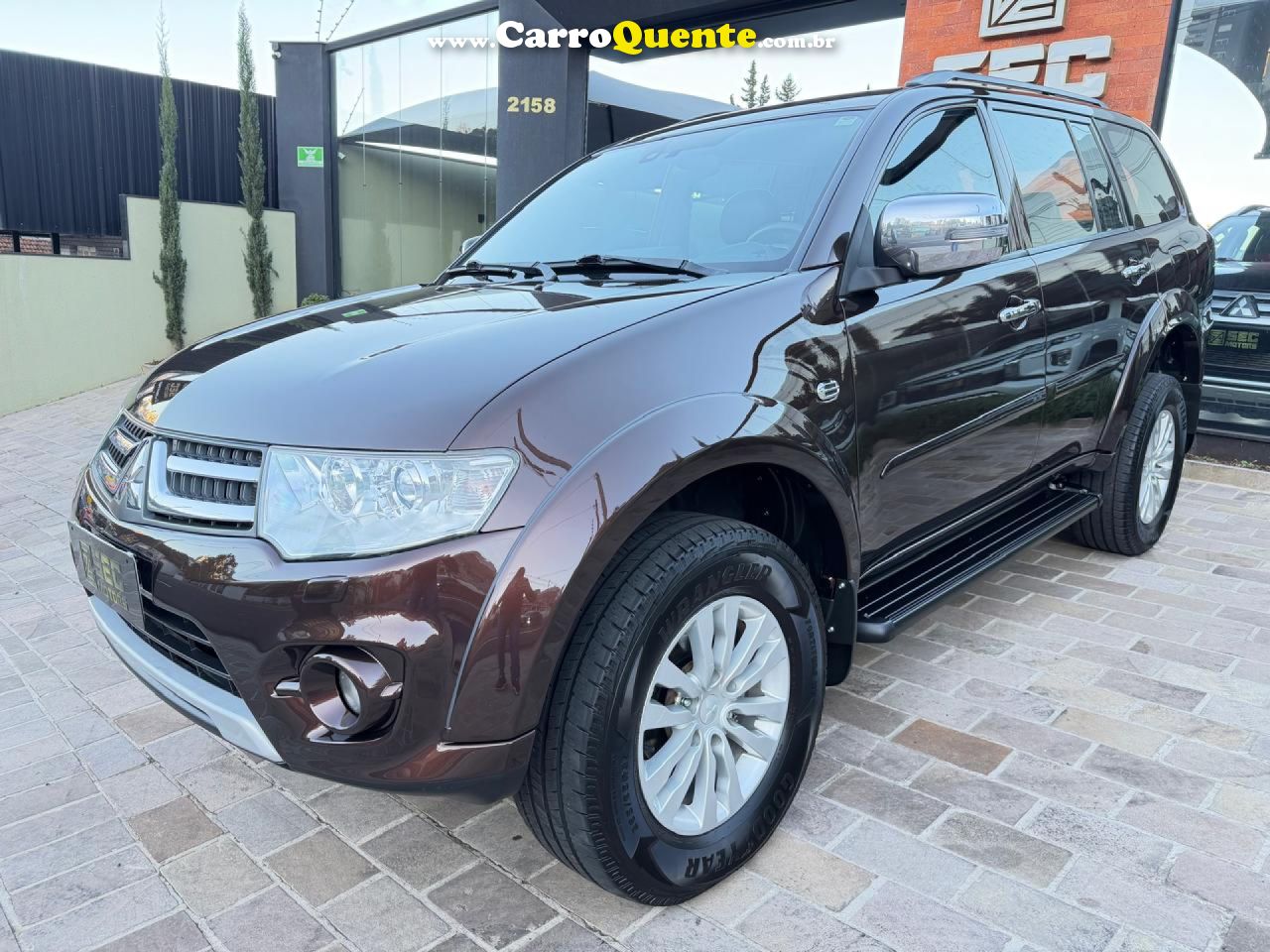 MITSUBISHI   PAJERO DAKAR HPE 3.2 4X4 T.I DIES 5P AUT   MARROM 2015 3.2 DIESEL - Loja