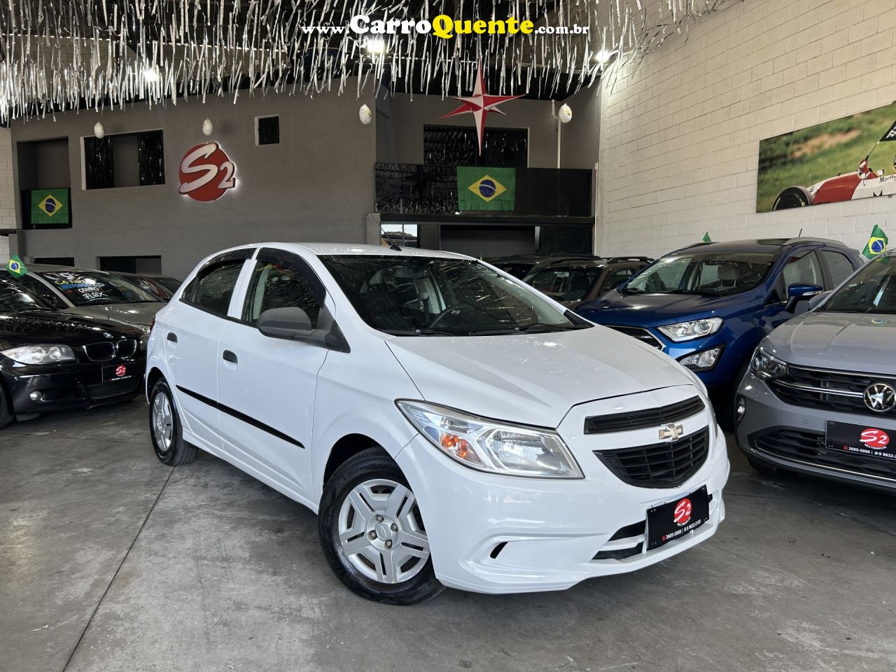 CHEVROLET   ONIX HATCH JOY 1.0 8V FLEX 5P MEC.   BRANCO 2017 1.0 FLEX - Loja