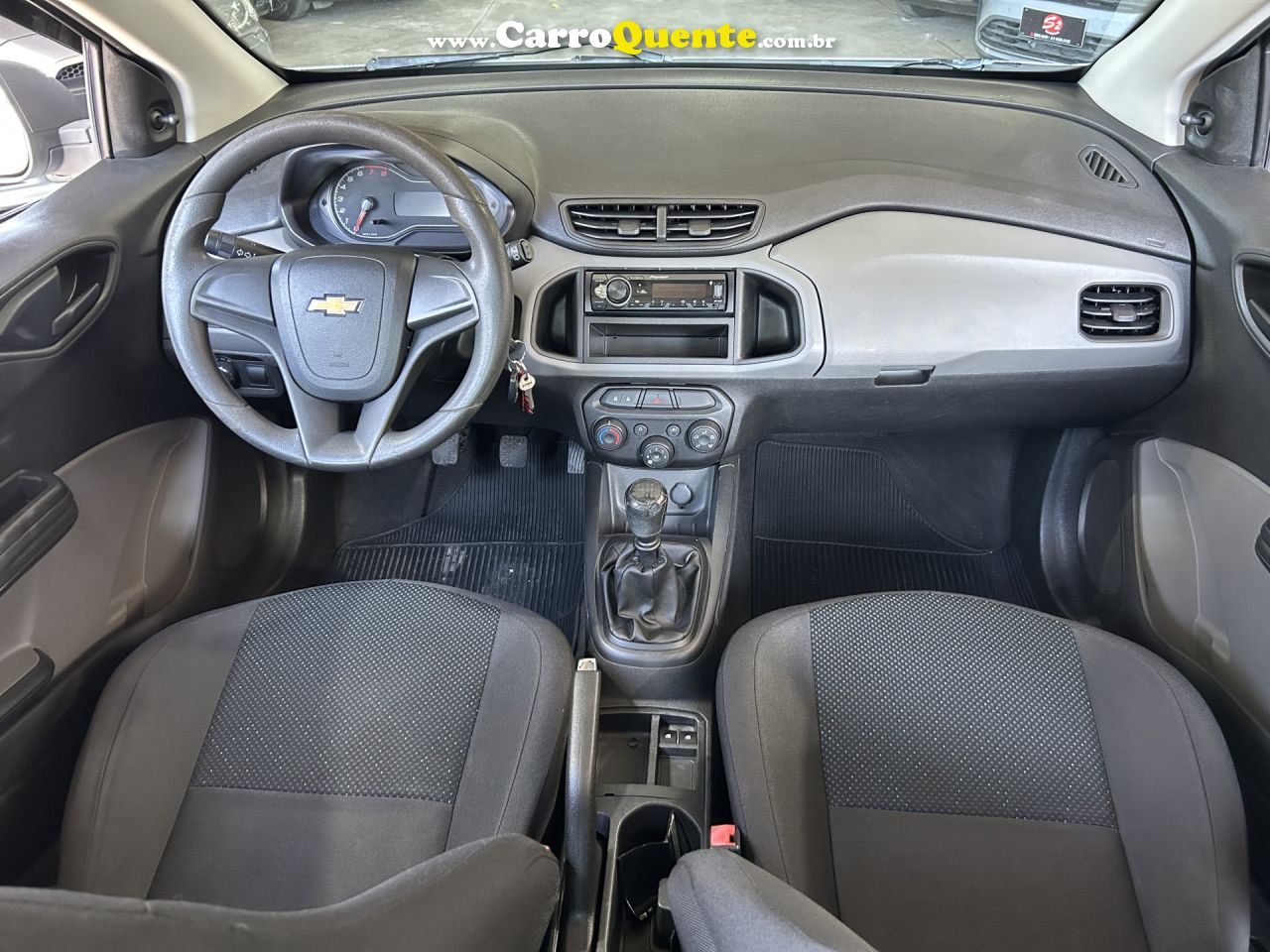 CHEVROLET   ONIX HATCH JOY 1.0 8V FLEX 5P MEC.   BRANCO 2017 1.0 FLEX - Loja