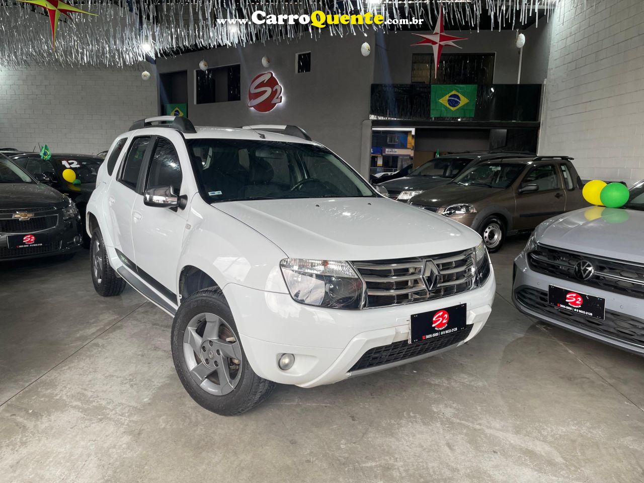 RENAULT   DUSTER DYNAMIQUE 1.6 FLEX 16V MEC.   BRANCO 2014 1.6 FLEX - Loja