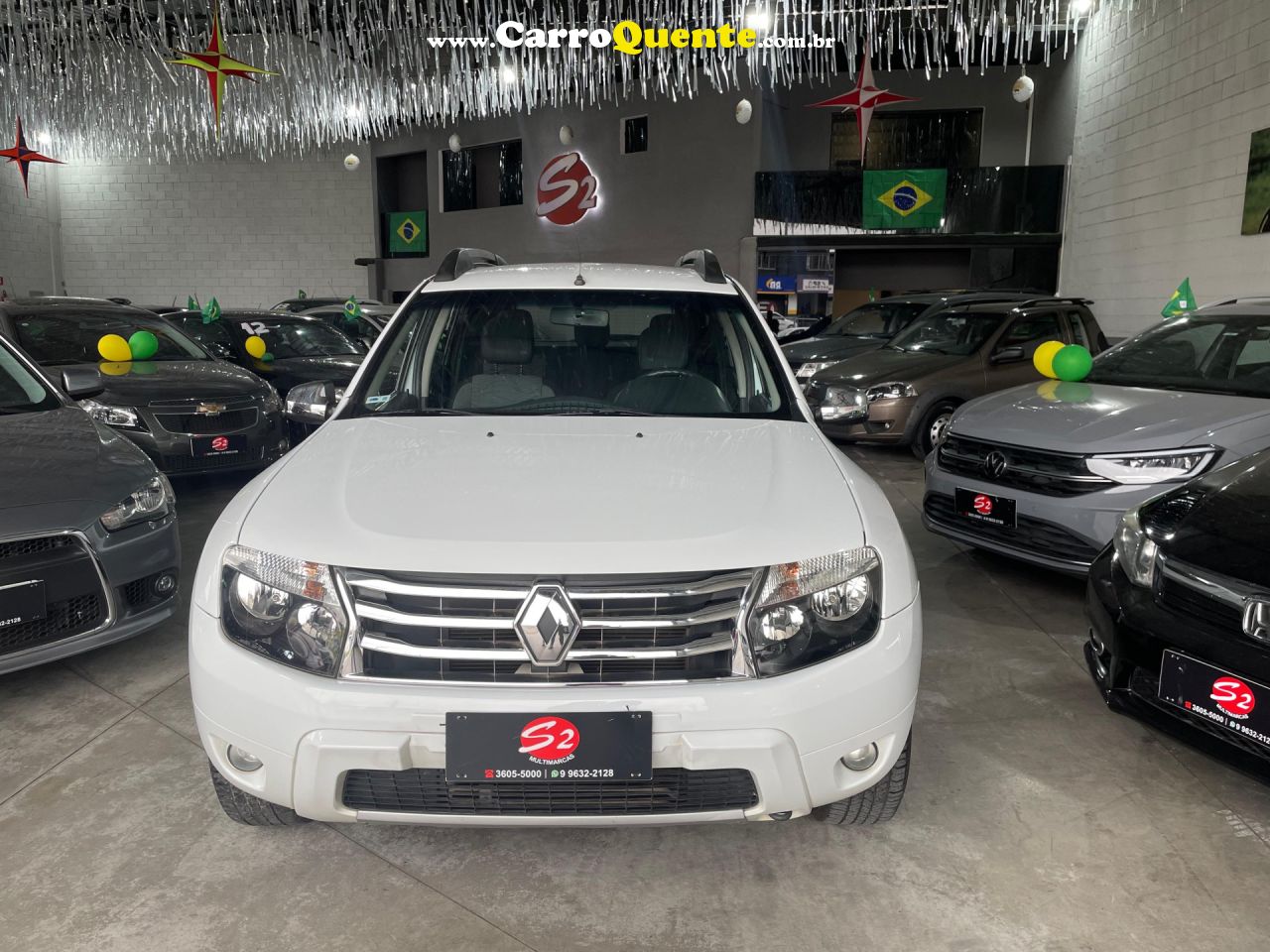 RENAULT   DUSTER DYNAMIQUE 1.6 FLEX 16V MEC.   BRANCO 2014 1.6 FLEX - Loja