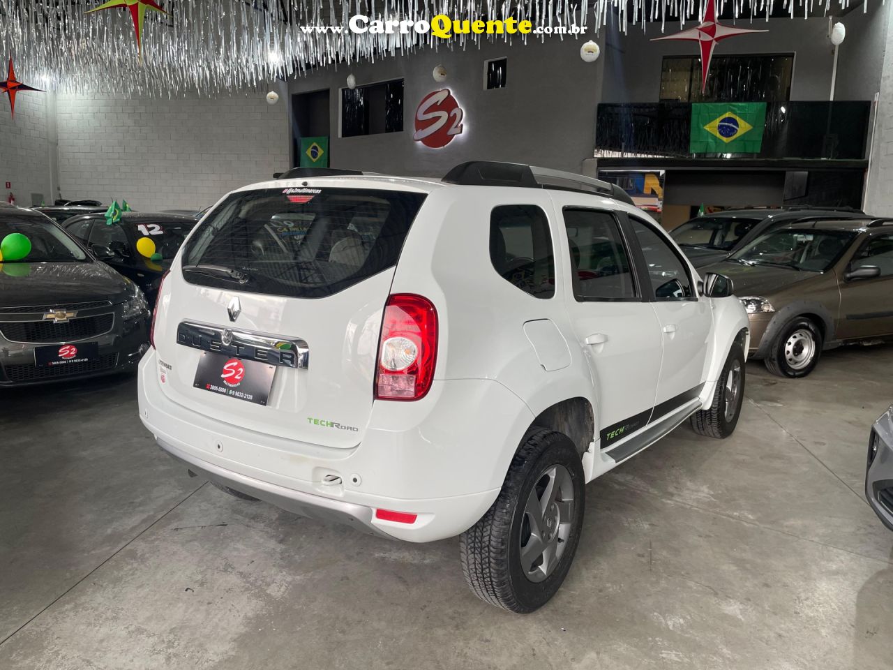 RENAULT   DUSTER DYNAMIQUE 1.6 FLEX 16V MEC.   BRANCO 2014 1.6 FLEX - Loja