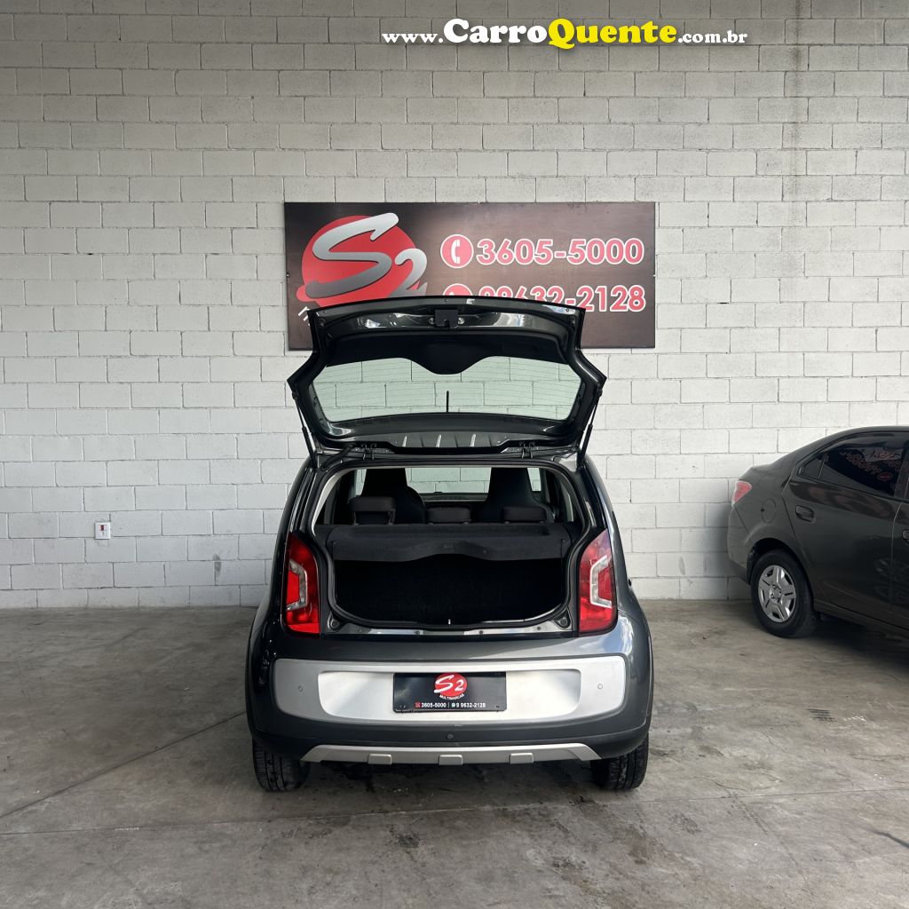 VOLKSWAGEN   UP! CROSS 1.0 T. FLEX 12V 5P   CINZA 2016 1.0 FLEX - Loja