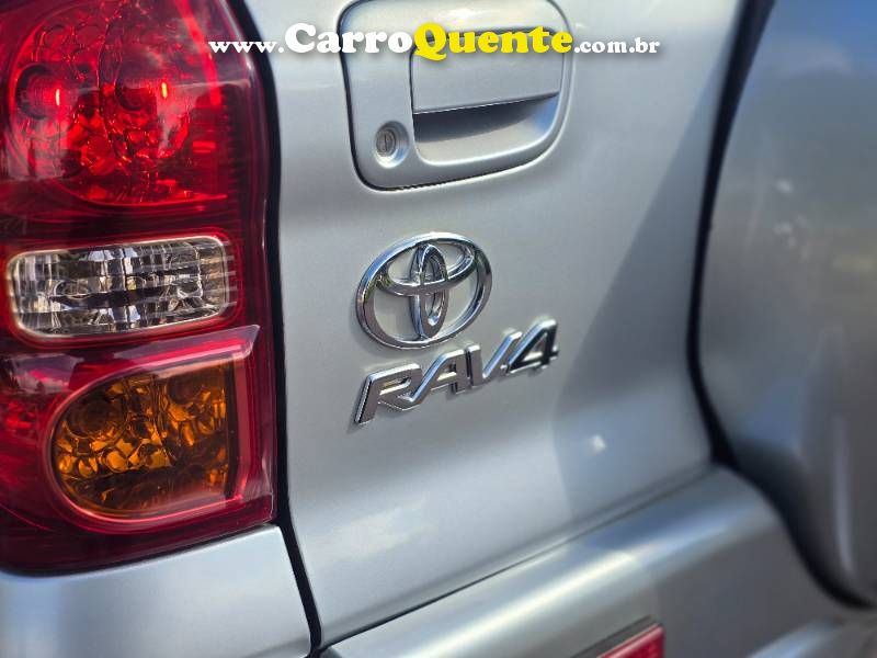 RAV4 2.0 4x4 16V Aut. 2005/2005 Toyota - Loja