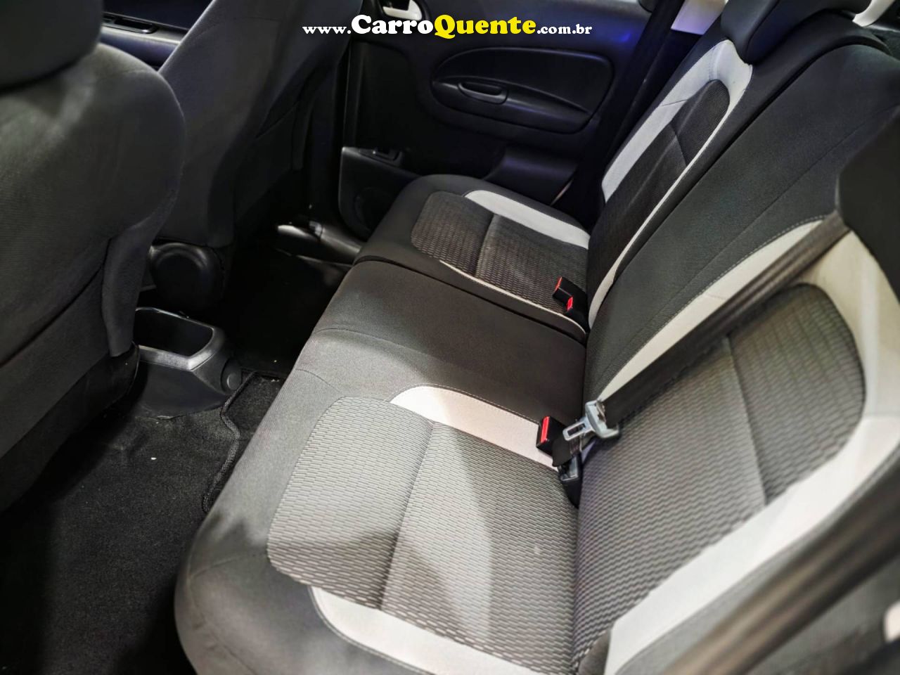 CITROEN AIRCROSS 1.6 LIVE 16V 2017 - Loja
