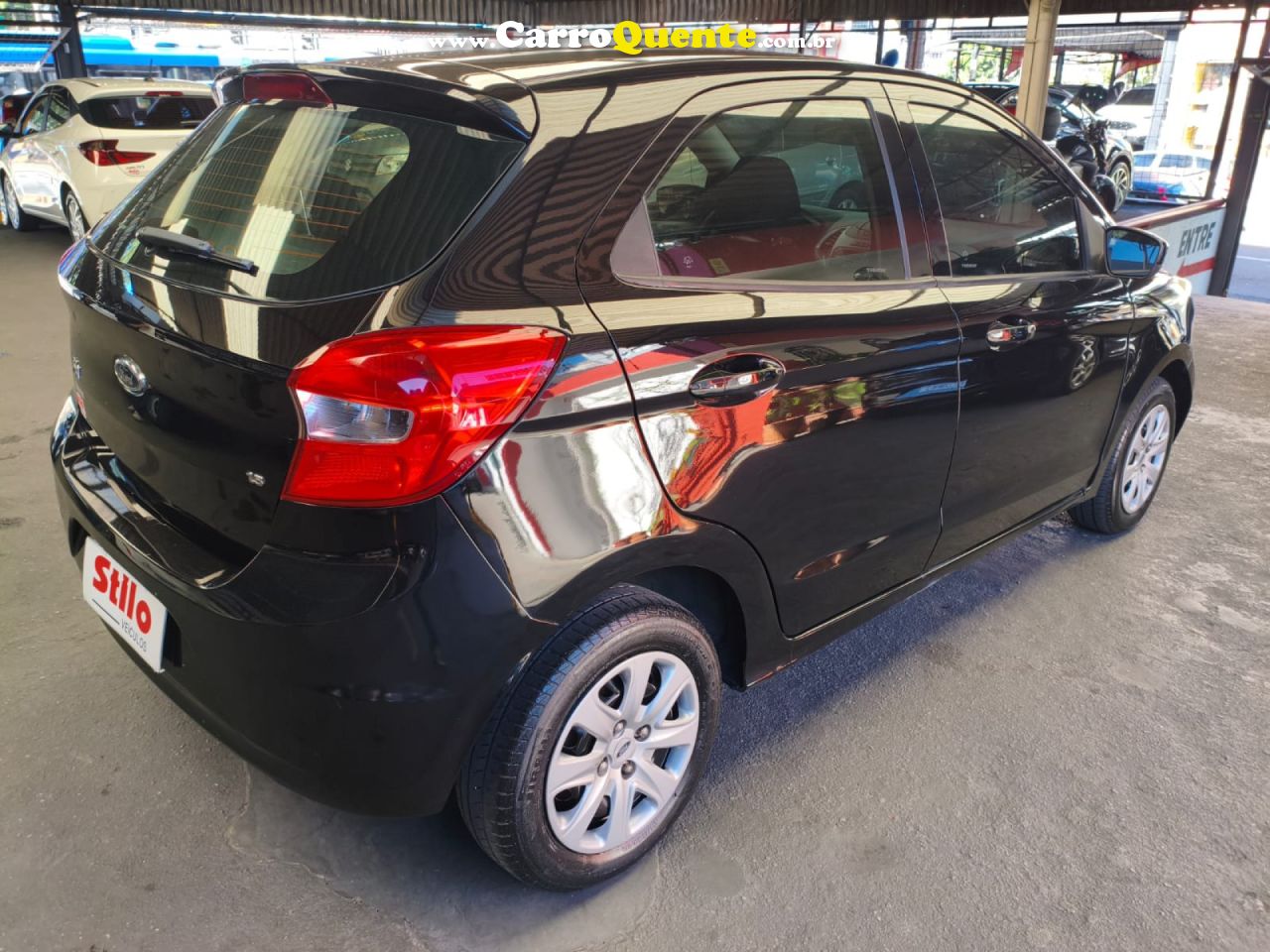 FORD   KA 1.5 SESE PLUS 16V FLEX 5P   PRETO 2015 1.5 FLEX - Loja