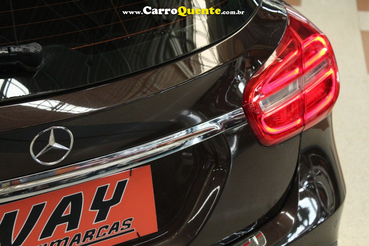MERCEDES-BENZ GLA 200 1.6 CGI ADVANCE 16V TURBO 2017 - Loja