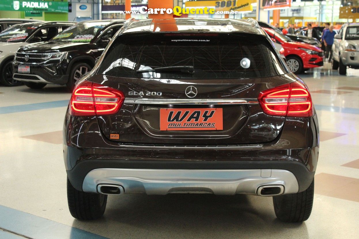 MERCEDES-BENZ GLA 200 1.6 CGI ADVANCE 16V TURBO 2017 - Loja