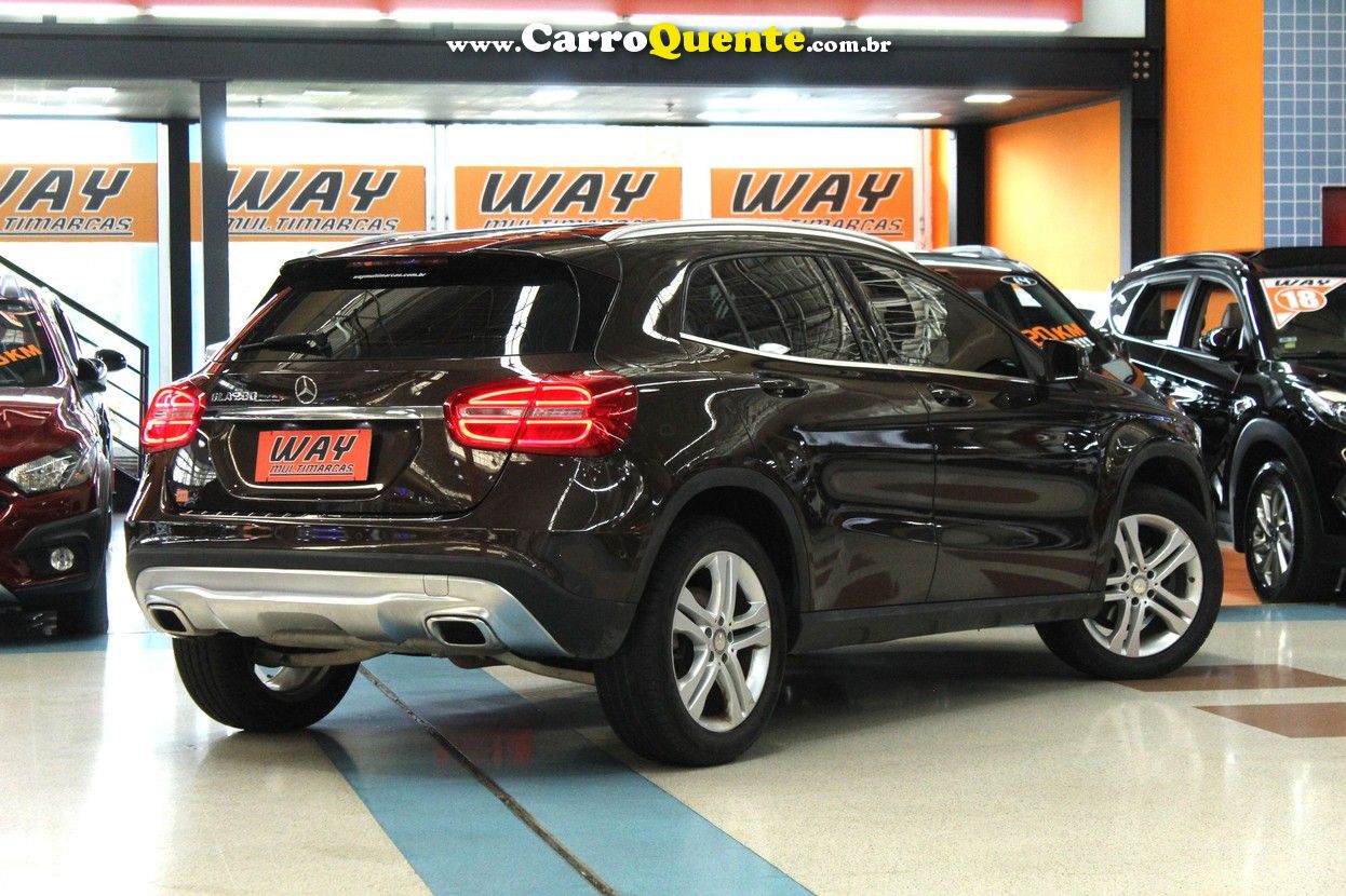 MERCEDES-BENZ GLA 200 1.6 CGI ADVANCE 16V TURBO 2017 - Loja