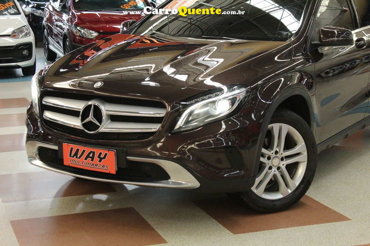 MERCEDES-BENZ GLA 200 1.6 CGI ADVANCE 16V TURBO 2017 - Loja