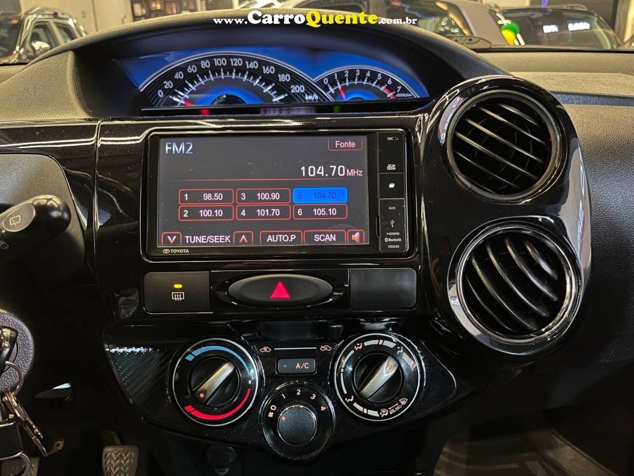 TOYOTA ETIOS CROSS 1.5 16V 2016 - Loja