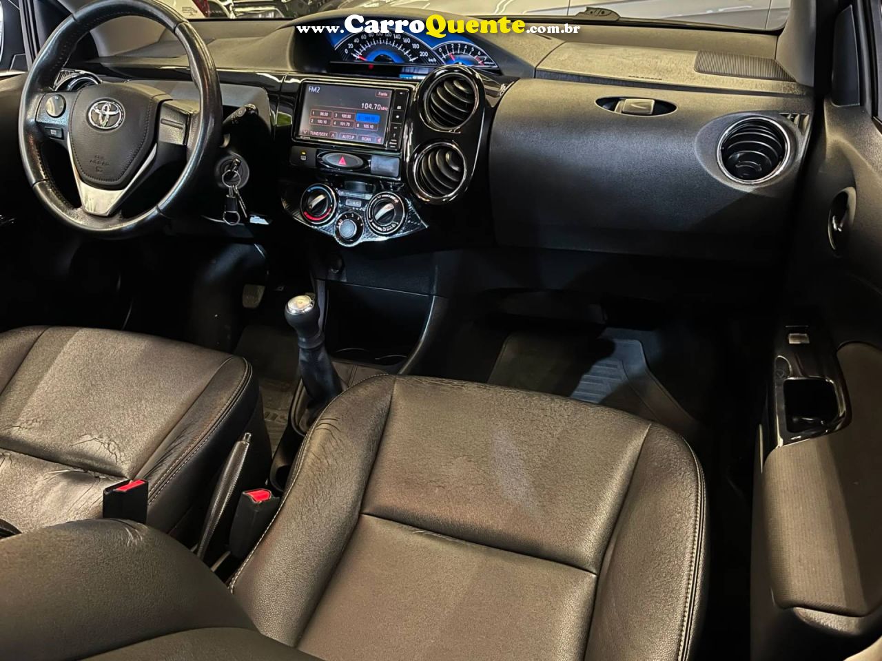 TOYOTA ETIOS CROSS 1.5 16V 2016 - Loja