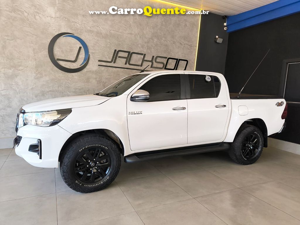 TOYOTA HILUX 2019 - Loja
