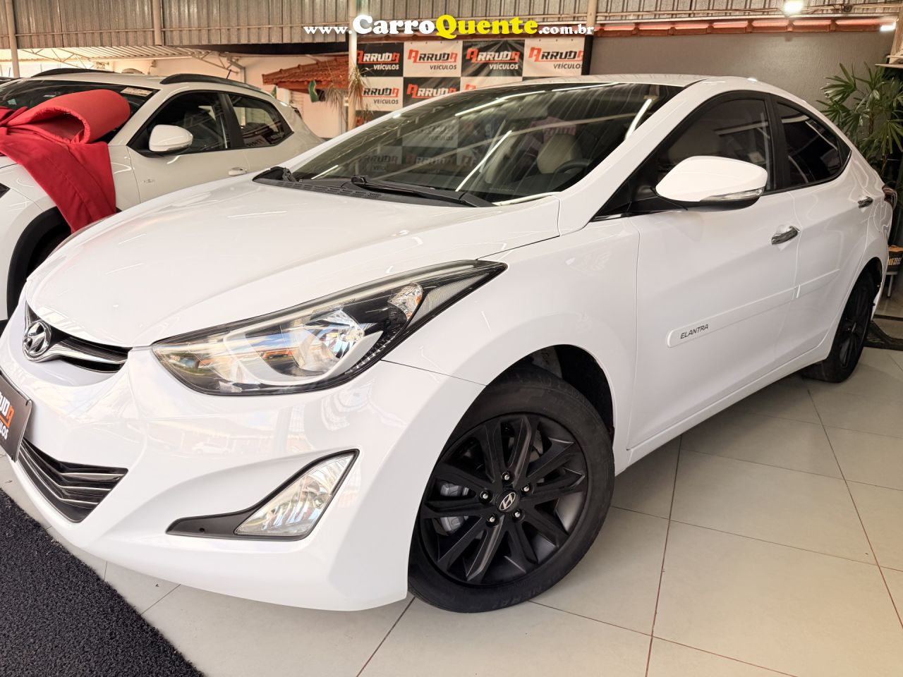 HYUNDAI   ELANTRA GLS 2.0 16V FLEX AUT.   BRANCO 2015 2.0 FLEX - Loja