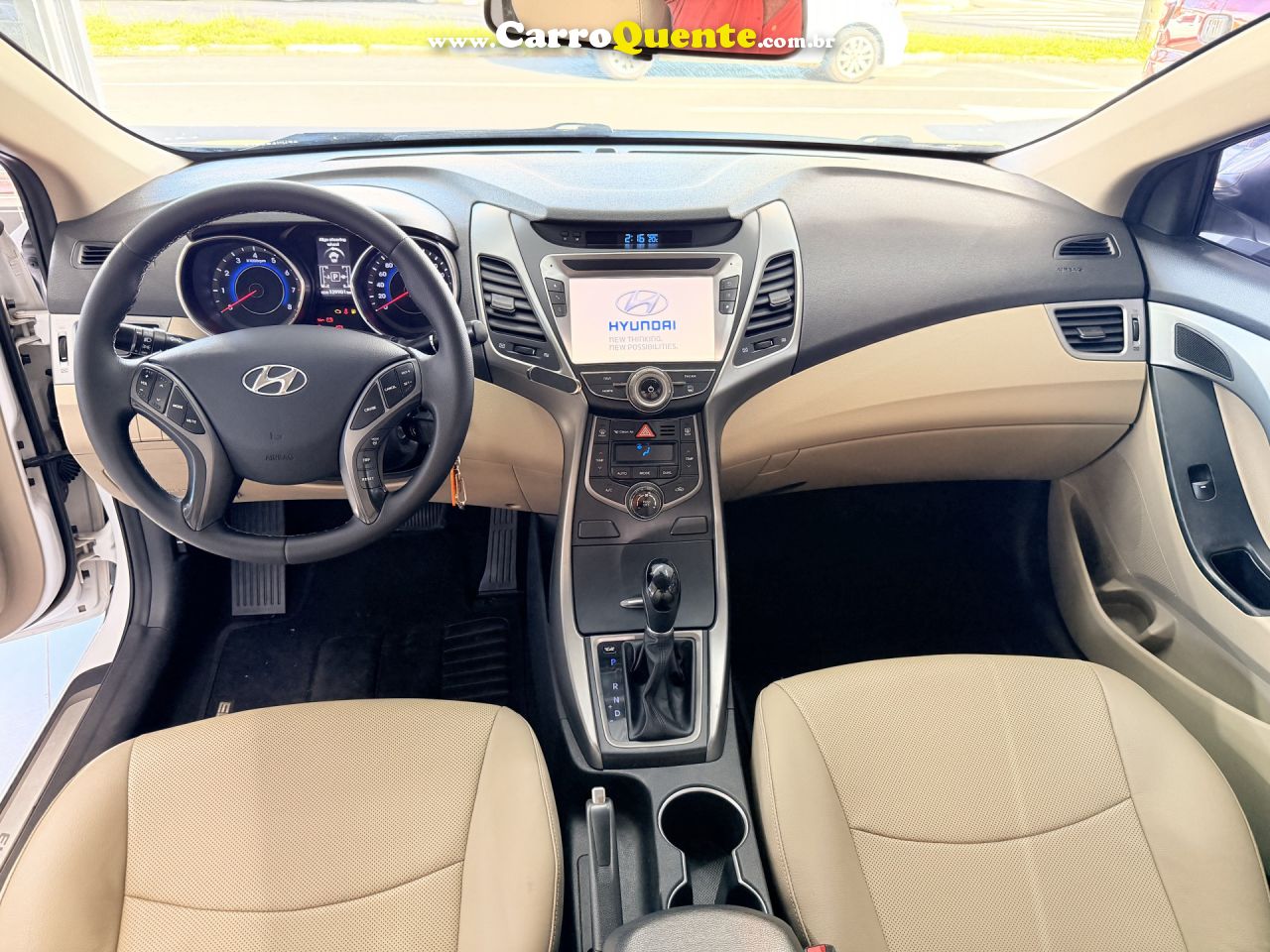 HYUNDAI   ELANTRA GLS 2.0 16V FLEX AUT.   BRANCO 2015 2.0 FLEX - Loja