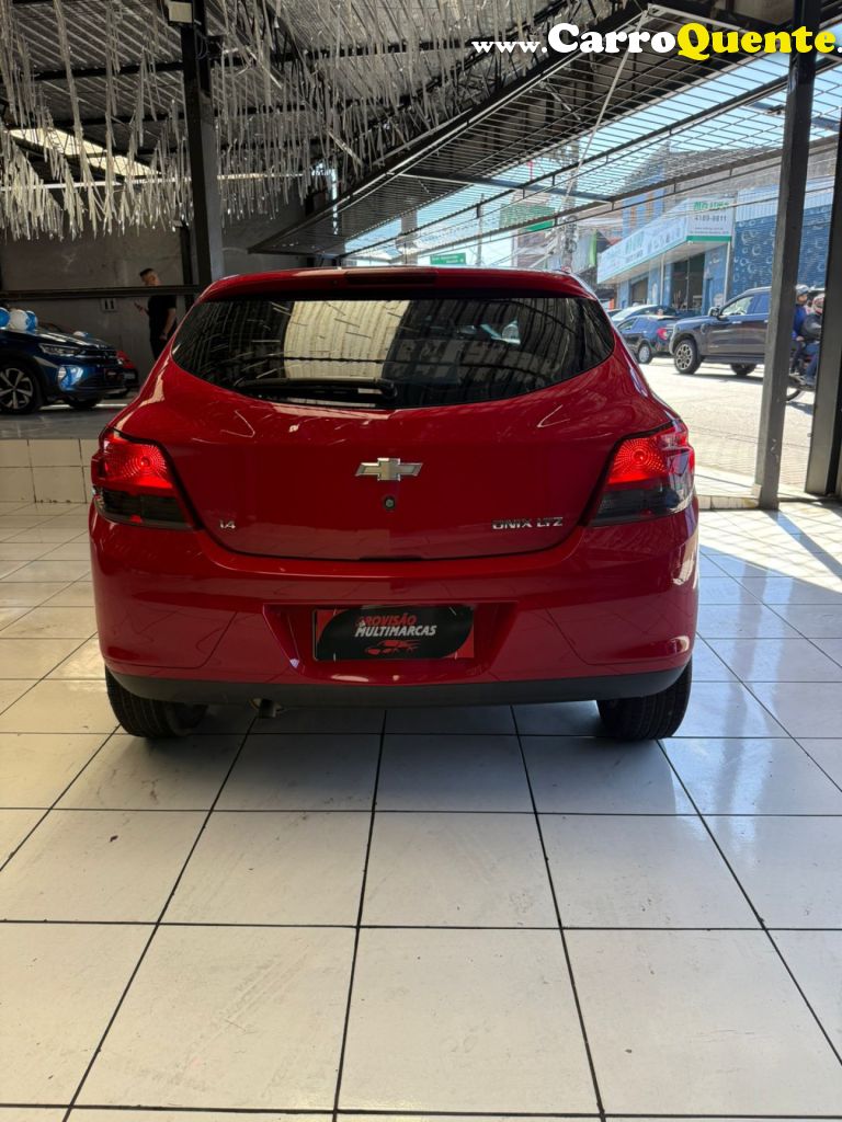 CHEVROLET   ONIX HATCH LTZ 1.4 8V FLEXPOWER 5P MEC.   VERMELHO 2016 1.4 FLEX - Loja