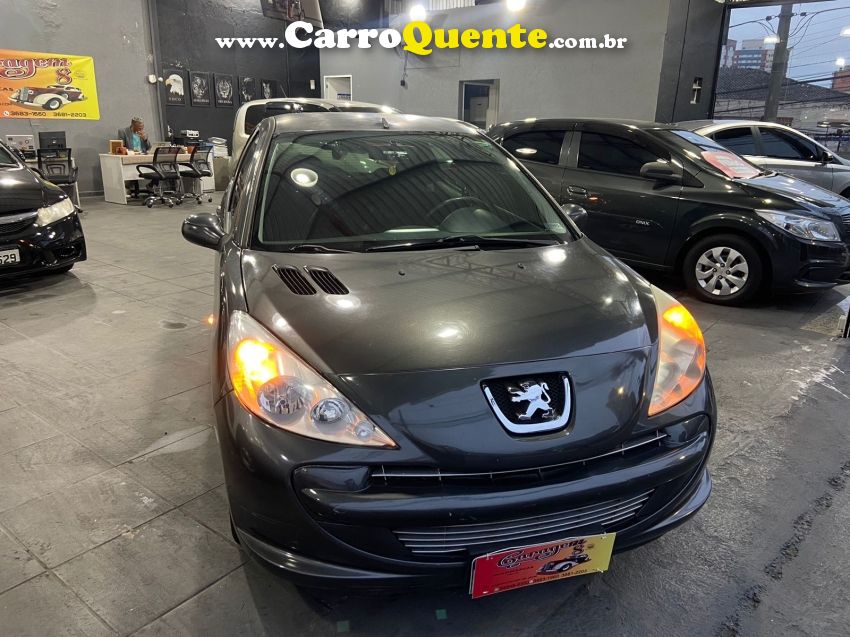 Peugeot 207 1.4 XR SW 8V FLEX 4P MANUAL - Loja
